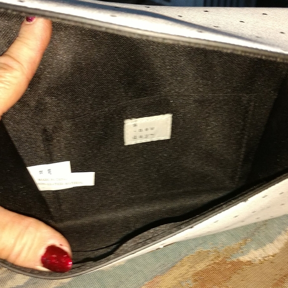 Super cute wristlet - Picture 4 of 6